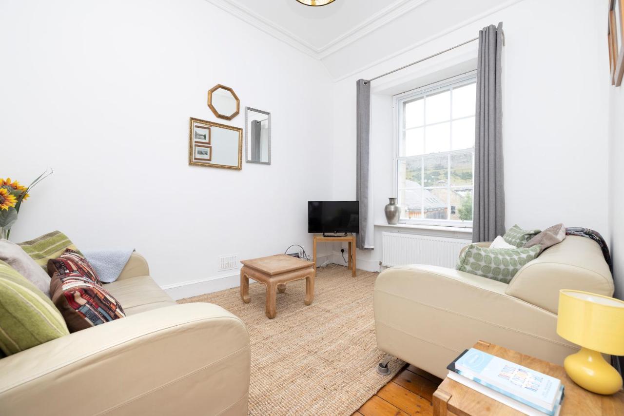 Апартаменты Joivy Cosy Flat In The Heart Of Эдинбург Экстерьер фото