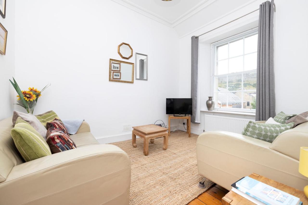 Апартаменты Joivy Cosy Flat In The Heart Of Эдинбург Экстерьер фото
